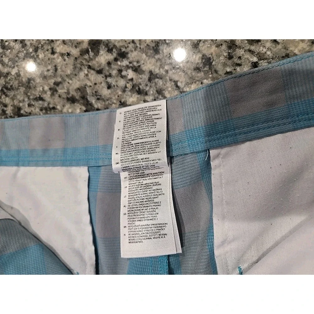 Mens Adidas Sz 32 Golf , Casual Shorts Blue/ Gray Plaid‎ Vacation Classic